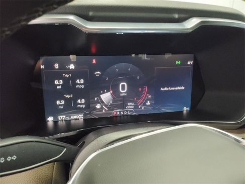 New 2026 GMC Canyon Denali image 16