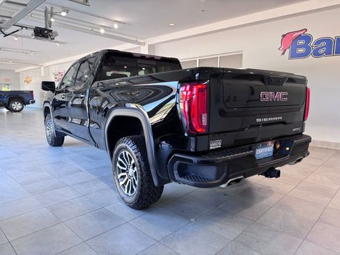 Certified 2023 GMC Sierra 1500 AT4 w/ AT4 Premium Package image 9