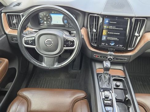 Used 2020 Volvo XC60 T6 Inscription w/ Protection Package Premier image 28