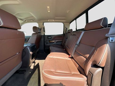 Used 2018 Chevrolet Silverado 1500 High Country AWD/4WD image 26