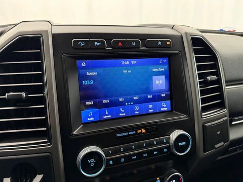 Used 2020 Ford Expedition XLT w/ Equipment Group 202A AWD/4WD image 13