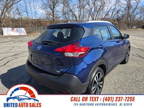 Used 2019 Nissan Kicks SV image 5