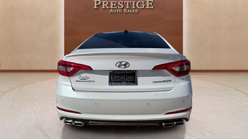 Used 2017 Hyundai Sonata Limited 2.0T FWD image 11