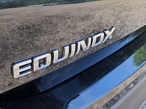 Used 2024 Chevrolet Equinox LT AWD/4WD image 31