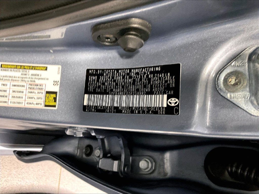 Certified 2025 Toyota Corolla LE FWD image 35