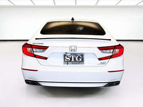 Used 2022 Honda Accord Sport image 5