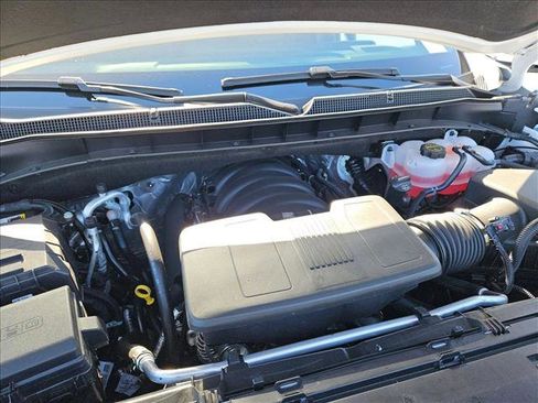 New 2026 Chevrolet Suburban RST image 17