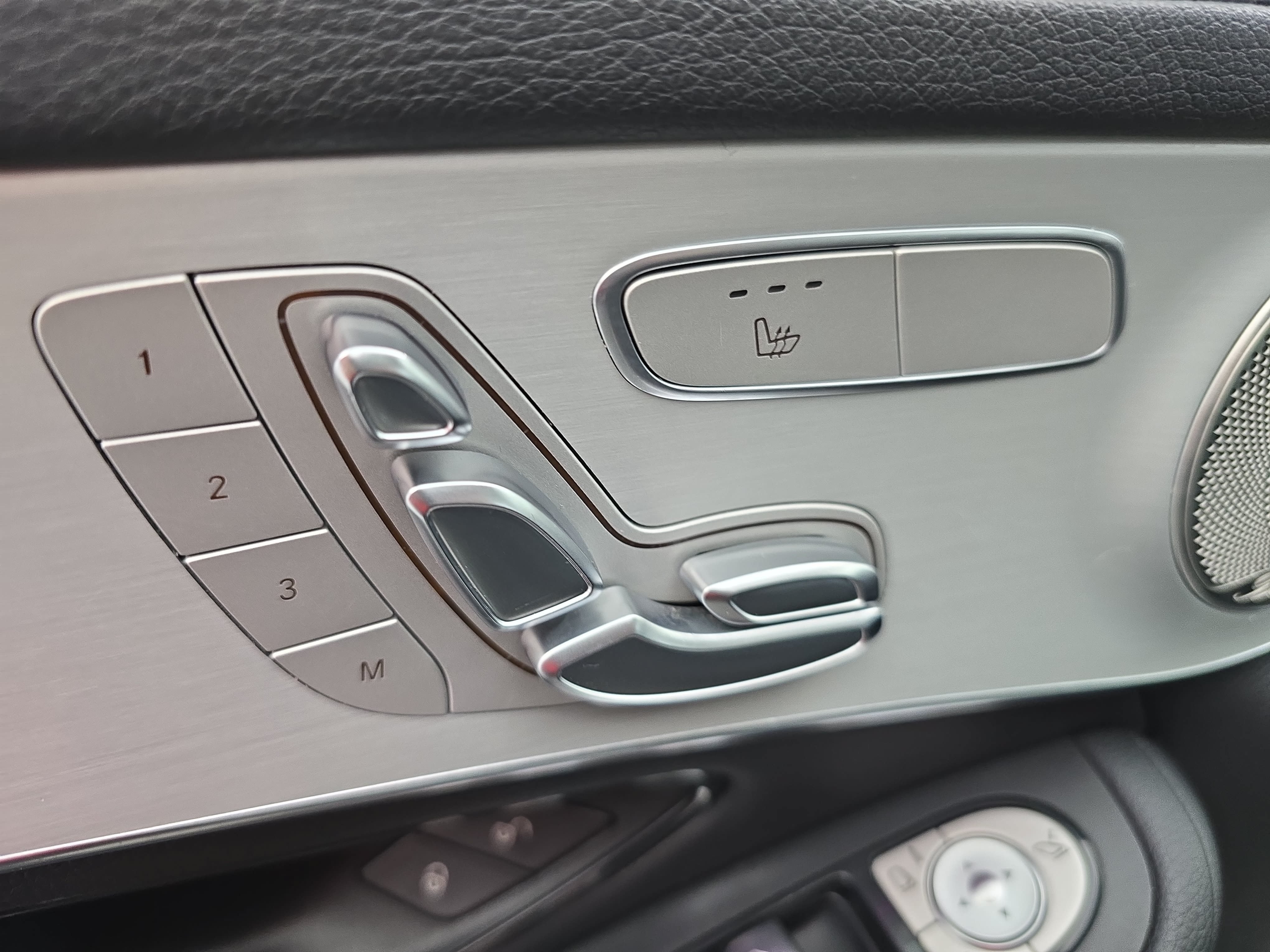 Certified 2023 Mercedes-Benz GLC 300 4MATIC Coupe image 29