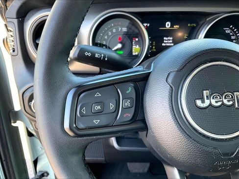 Used 2023 Jeep Wrangler Unlimited w/ Cold Weather Group AWD/4WD image 22