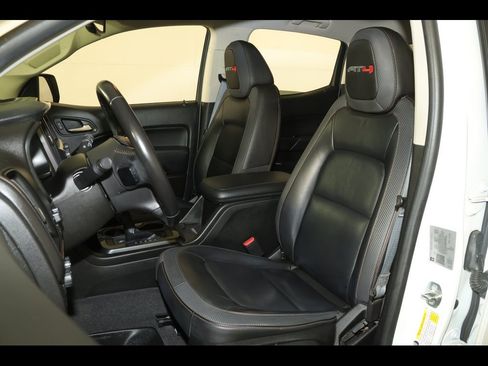 Used 2021 GMC Canyon AT4 image 22