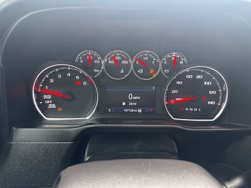 Used 2020 Chevrolet Silverado 1500 RST AWD/4WD image 7