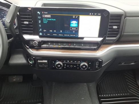 New 2026 Chevrolet Silverado 2500 LT w/ Trail Boss Package AWD/4WD image 22
