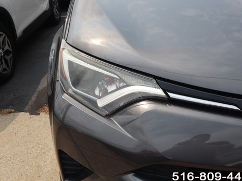 Used 2018 Toyota RAV4 LE w/ All Weather Liner Package AWD/4WD image 7