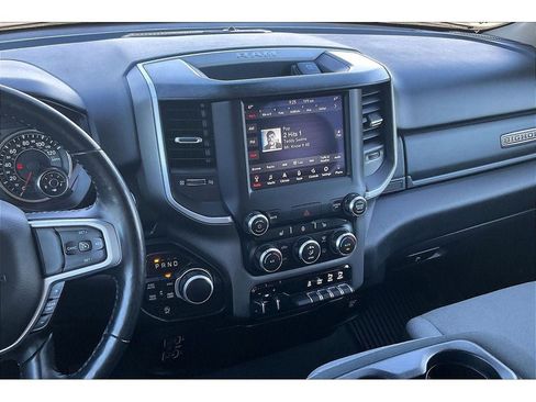 Used 2020 RAM 1500 Big Horn AWD/4WD image 7