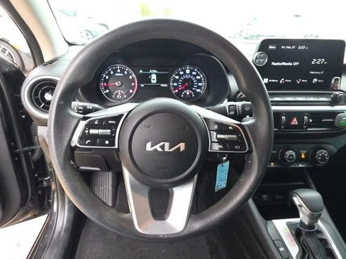 Used 2022 Kia Forte LXS image 16