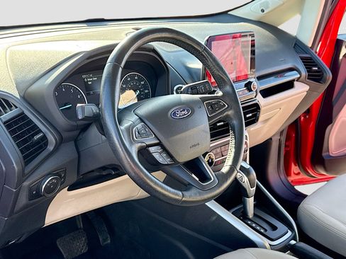 Used 2021 Ford EcoSport Titanium image 4