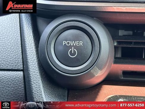 Used 2024 Toyota Prius Prime FWD image 28