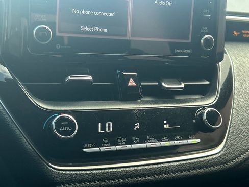 Used 2022 Toyota Corolla SE image 51