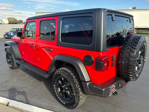 Used 2023 Jeep Wrangler Unlimited Sport image 5