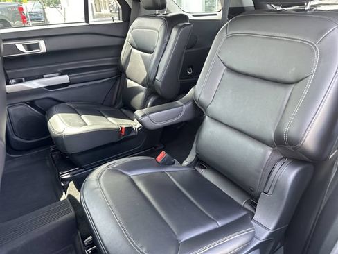 Certified 2023 Ford Explorer XLT w/ Equipment Group 202A AWD/4WD image 23