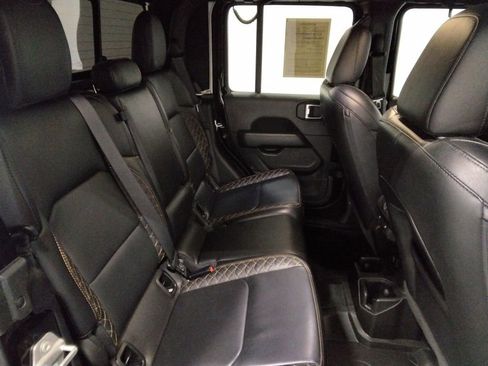 Used 2021 Jeep Gladiator Overland image 43