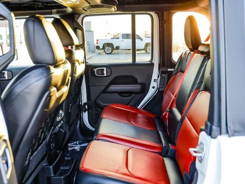 Used 2023 Jeep Wrangler Unlimited Rubicon 4xe image 23