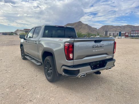 Used 2025 GMC Sierra 1500 Elevation w/ Elevation Premium Package AWD/4WD image 3