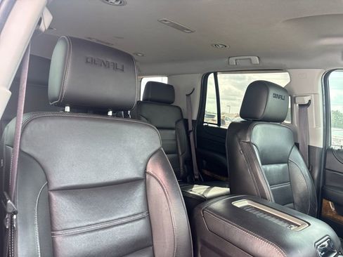Used 2017 GMC Yukon Denali image 23