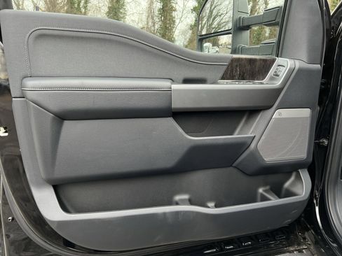 New 2026 Ford F250 Lariat w/ Tremor Off-Road Package image 14