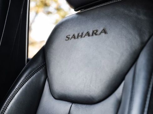 Used 2016 Jeep Wrangler Unlimited Sahara w/ Max Tow Package image 16