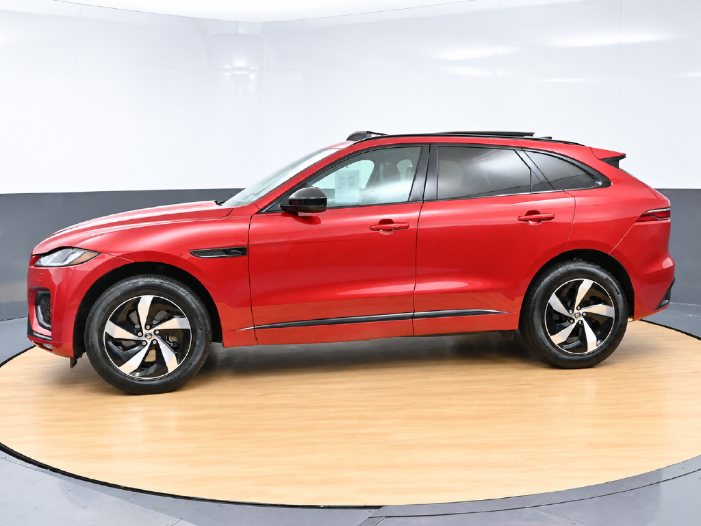 Used 2025 Jaguar F-PACE R-Dynamic S AWD/4WD image 4
