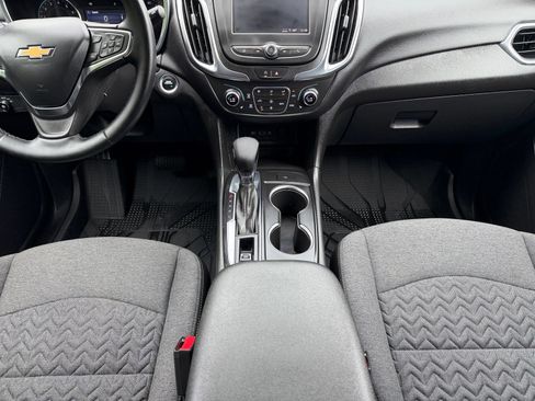 Used 2023 Chevrolet Equinox LT FWD image 19