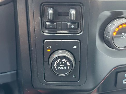 Used 2022 Ford F150 XL w/ Equipment Group 101A High AWD/4WD image 18