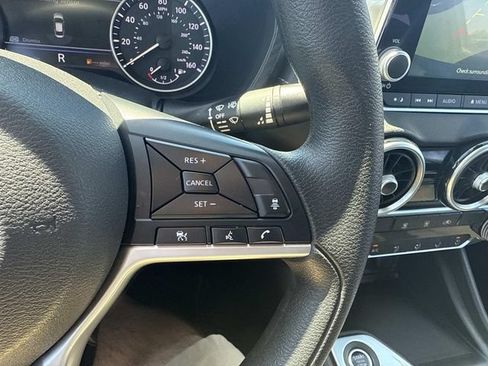 Used 2024 Nissan Sentra SV FWD image 28
