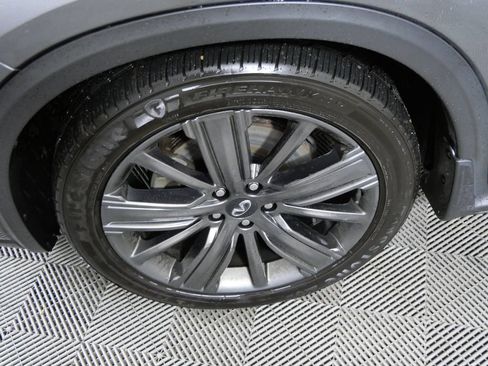 Used 2020 INFINITI QX50 Essential w/ Edition 30 Package AWD/4WD image 10