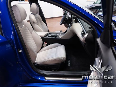 Used 2023 Genesis G70 2.0T w/ Sport Prestige Package image 30