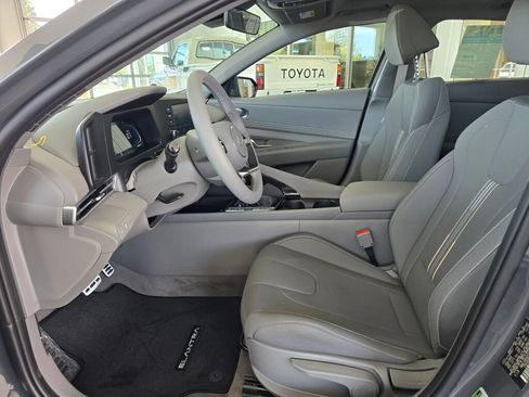 New 2026 Hyundai Elantra SEL Sport Premium FWD image 17