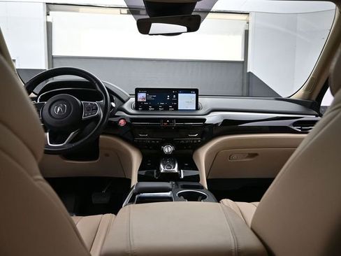 Used 2023 Acura MDX SH-AWD w/ Technology Package image 18