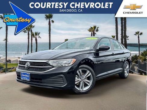Used 2024 Volkswagen Jetta SE FWD image 1