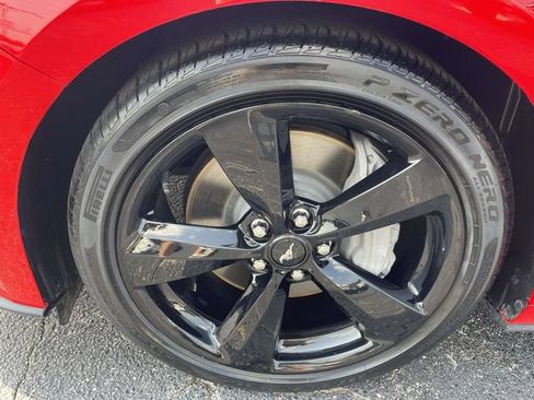 Used 2022 Ford Mustang GT Premium w/ Black Accent Package RWD image 8