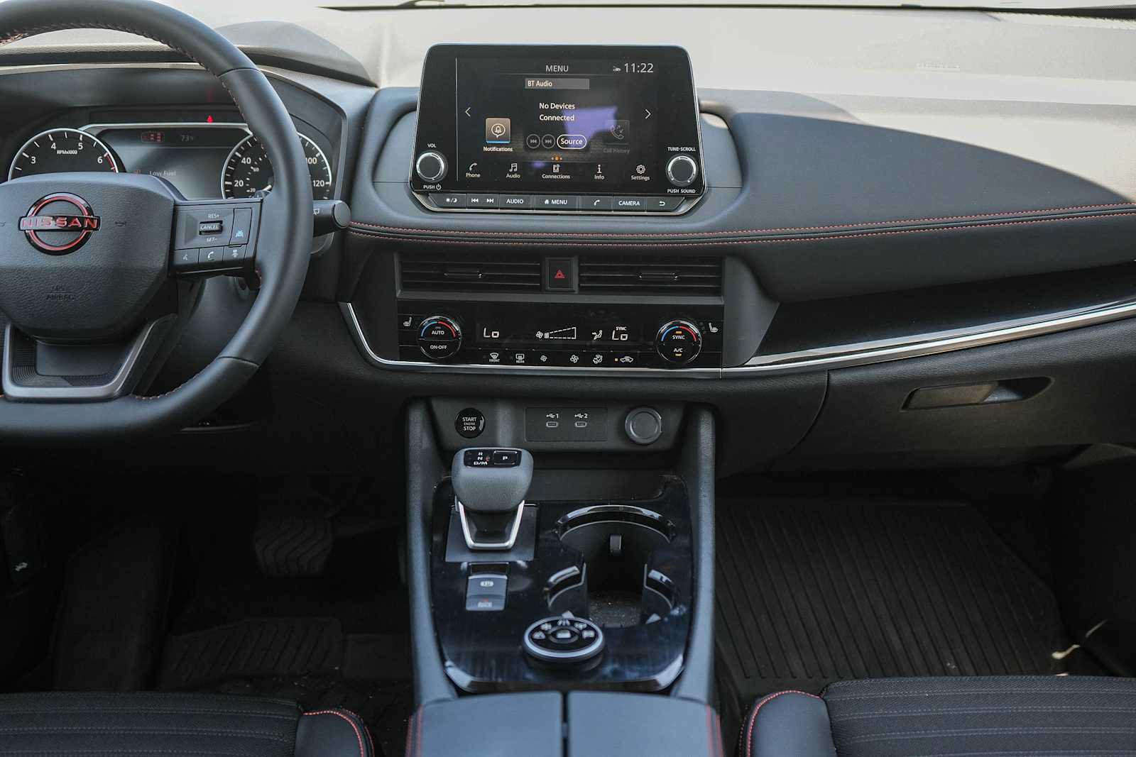 Used 2026 Nissan Rogue SV AWD/4WD image 13