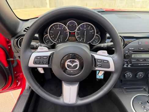 Used 2008 MAZDA MX-5 Miata Touring RWD image 13