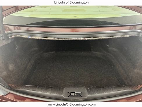 Used 2010 Lincoln MKS FWD image 13