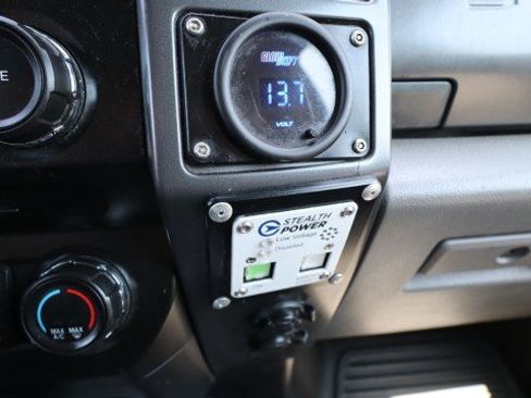 Used 2017 Ford F550 4x4 SuperCab Super Duty image 15