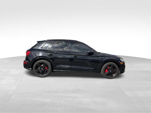 Used 2018 Audi SQ5 Prestige w/ Prestige Package image 6