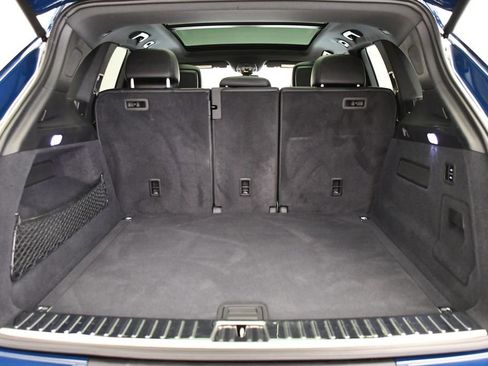 Used 2024 Porsche Cayenne S image 58