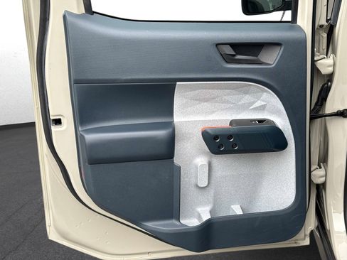 Used 2024 Ford Maverick XLT w/ Equipment Group 300A Standard image 11