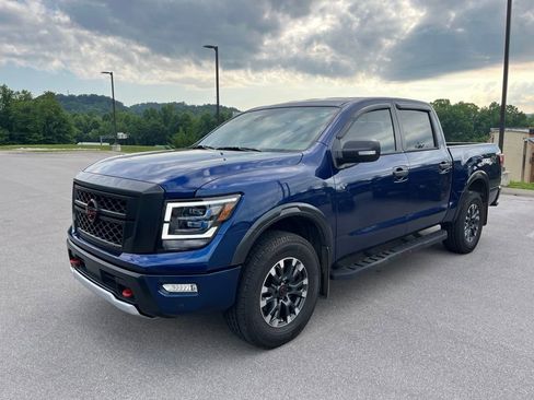 Used 2024 Nissan Titan PRO-4X w/ Pro-4x Convenience Package AWD/4WD image 1