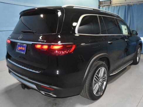 New 2026 Mercedes-Benz GLS 450 4MATIC image 23
