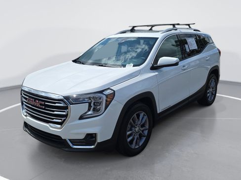 Used 2023 GMC Terrain SLT FWD image 7